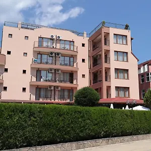 Friends Family Hotel